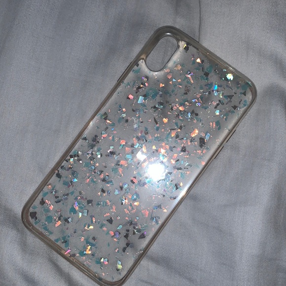 Clear case with glitter flakes - Picture 1 of 1
